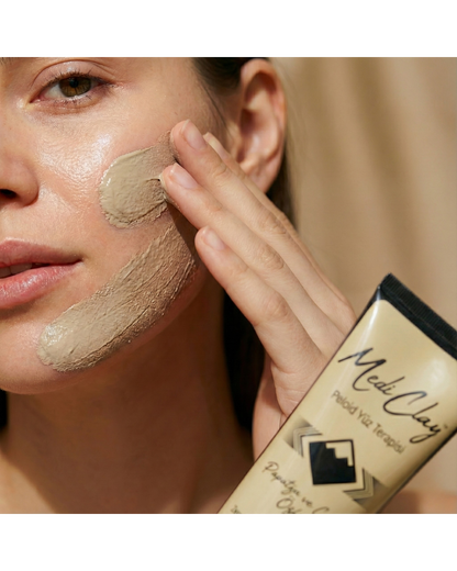 MediClay Peloid Yüz Terapisi – Papatya & Ceviz Özlü Arındırıcı Maske (250 ml)